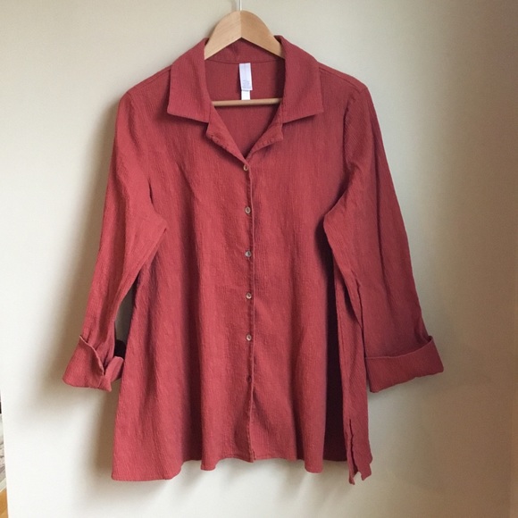 Marla Wynne Textured Button Down Tunic Shirt - Picture 4 of 11